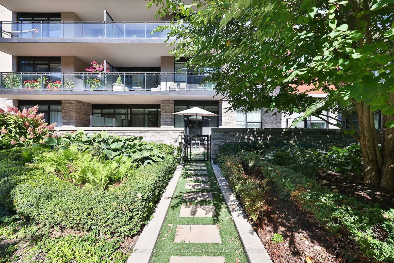 #155 - 1575 Lakeshore Road W