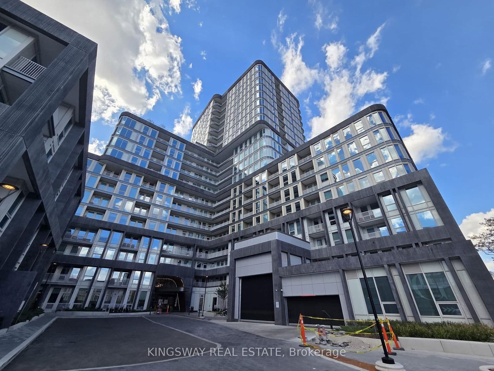 3240 William Coltson Avenue, Unit 1405