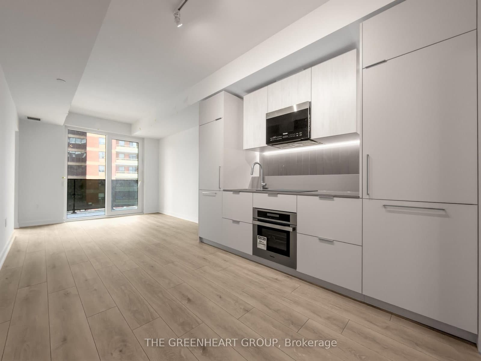 1 Fairview Road E, Unit 310