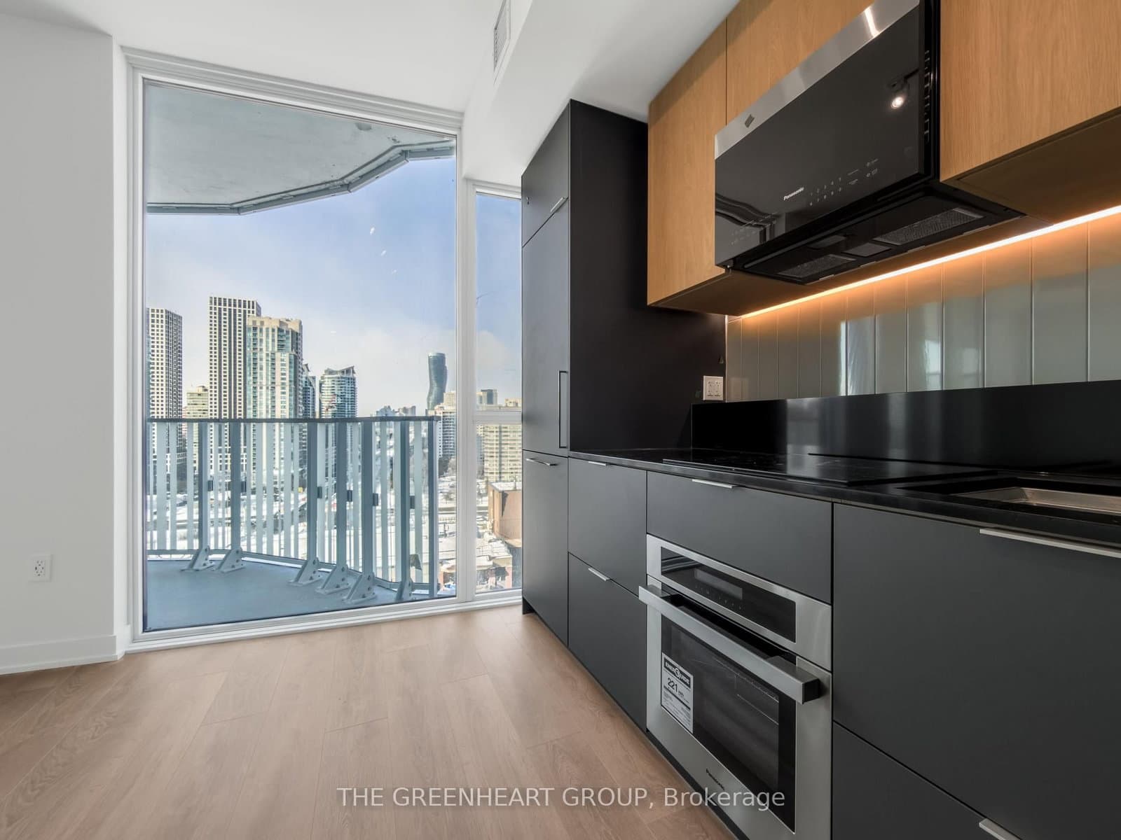 1 Fairview Road E, Unit 1308