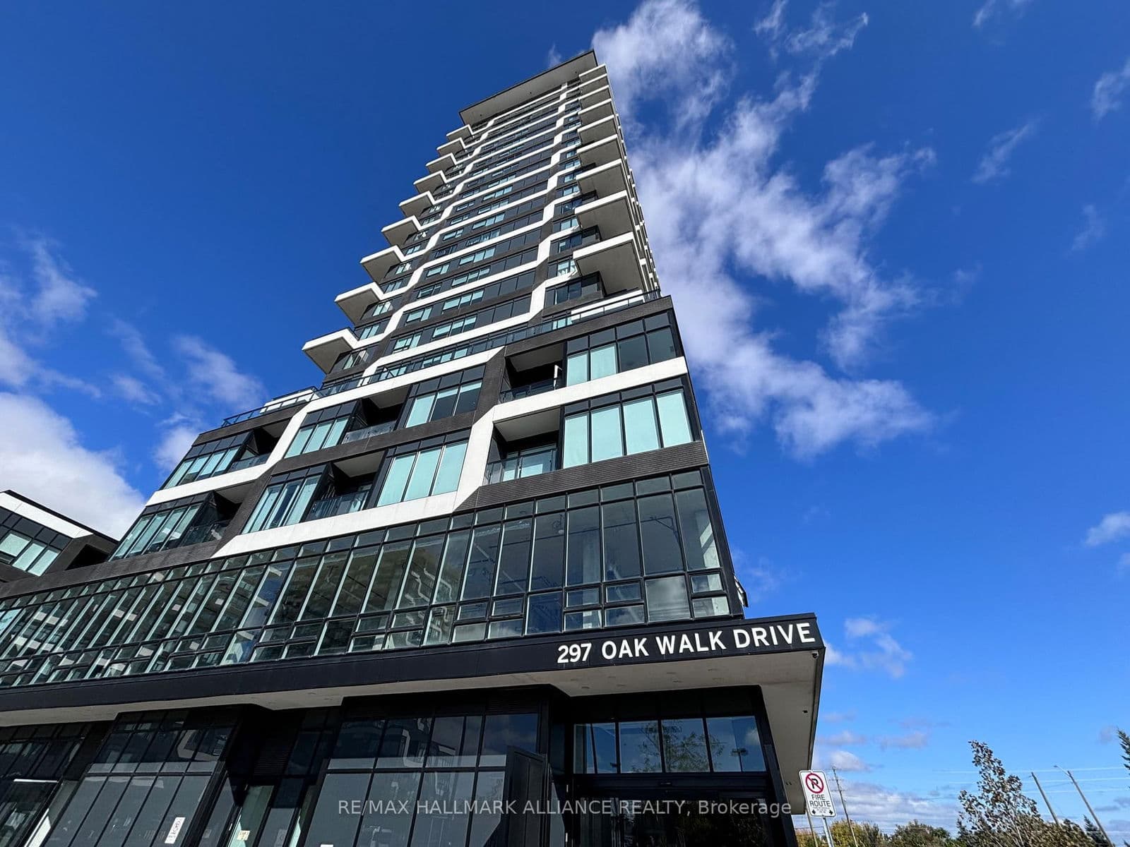 297 Oak Walk Drive, Unit 1804