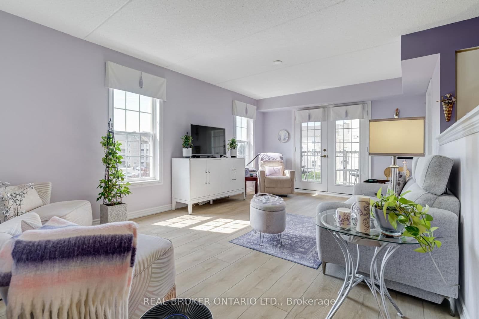 #313 - 1460 Bishops Gate