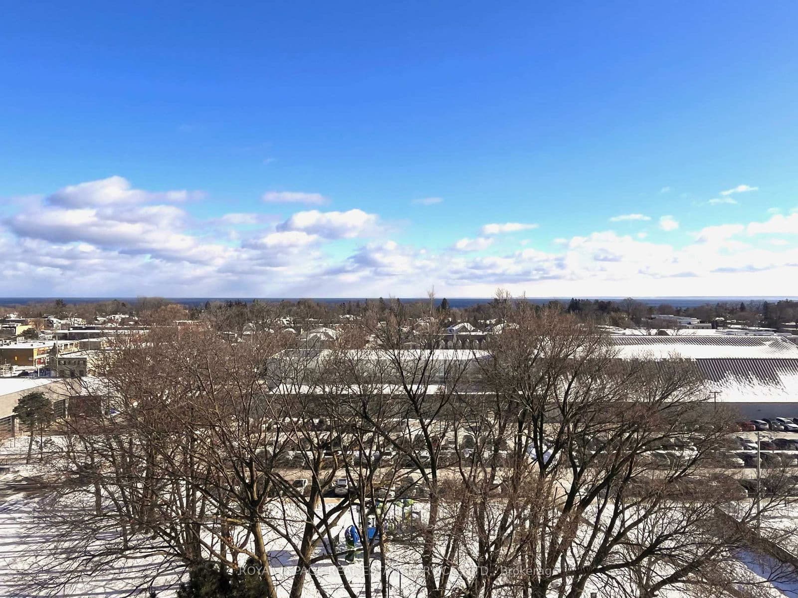 212 Kerr Street, Unit 907