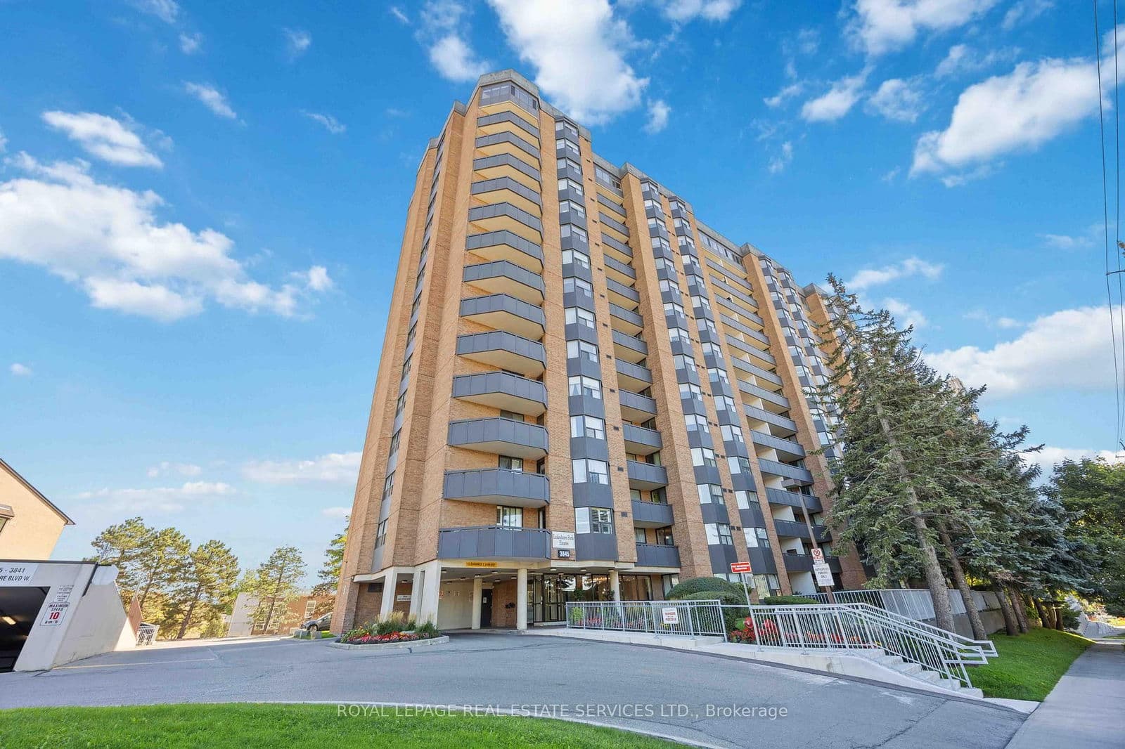 3845 Lake Shore Boulevard W, Unit 1410