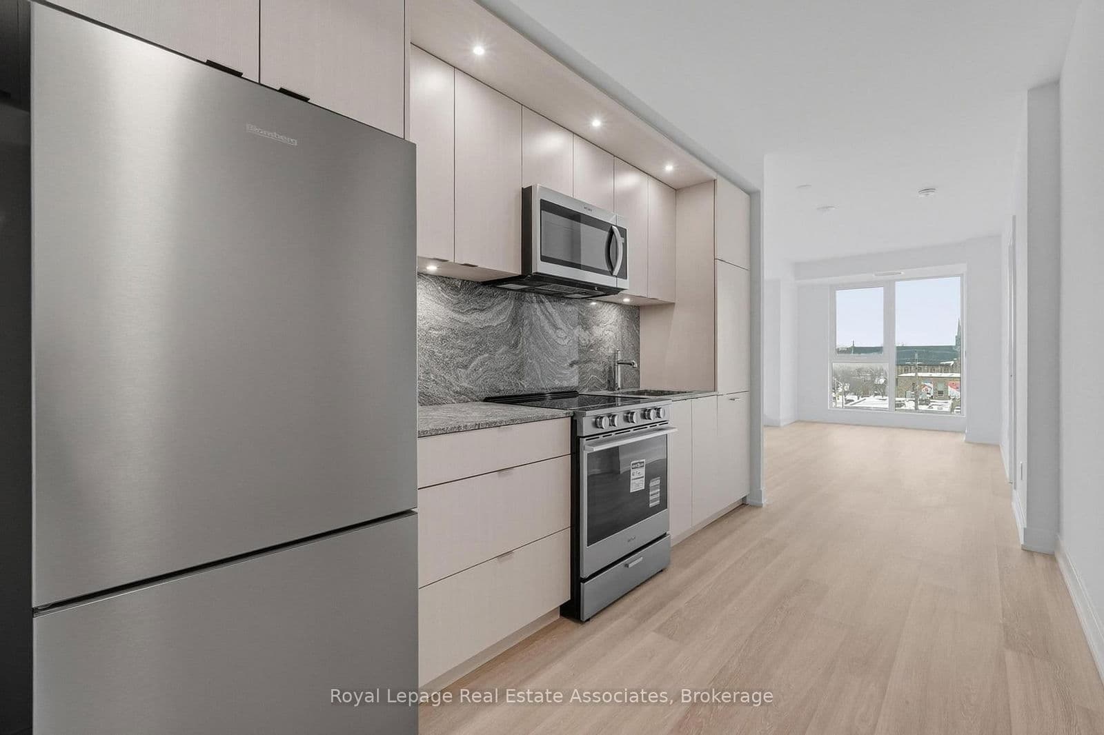 25 Cordova Avenue, Unit 612