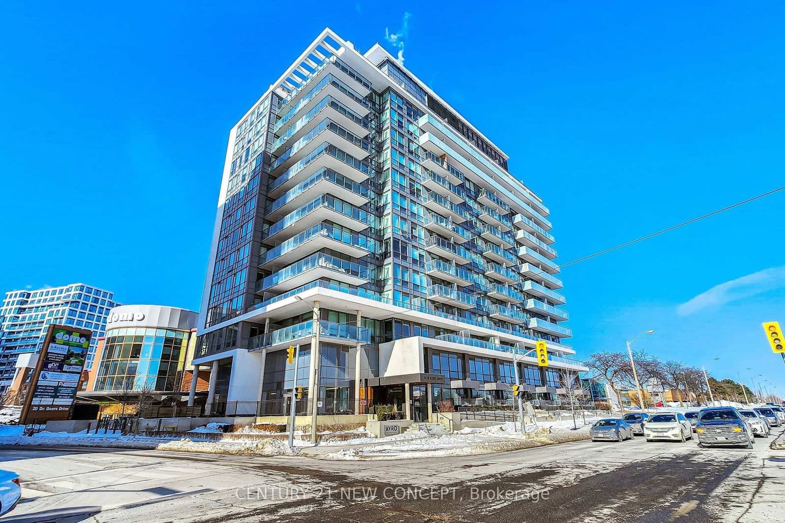 #313 - 10 De Boers Drive