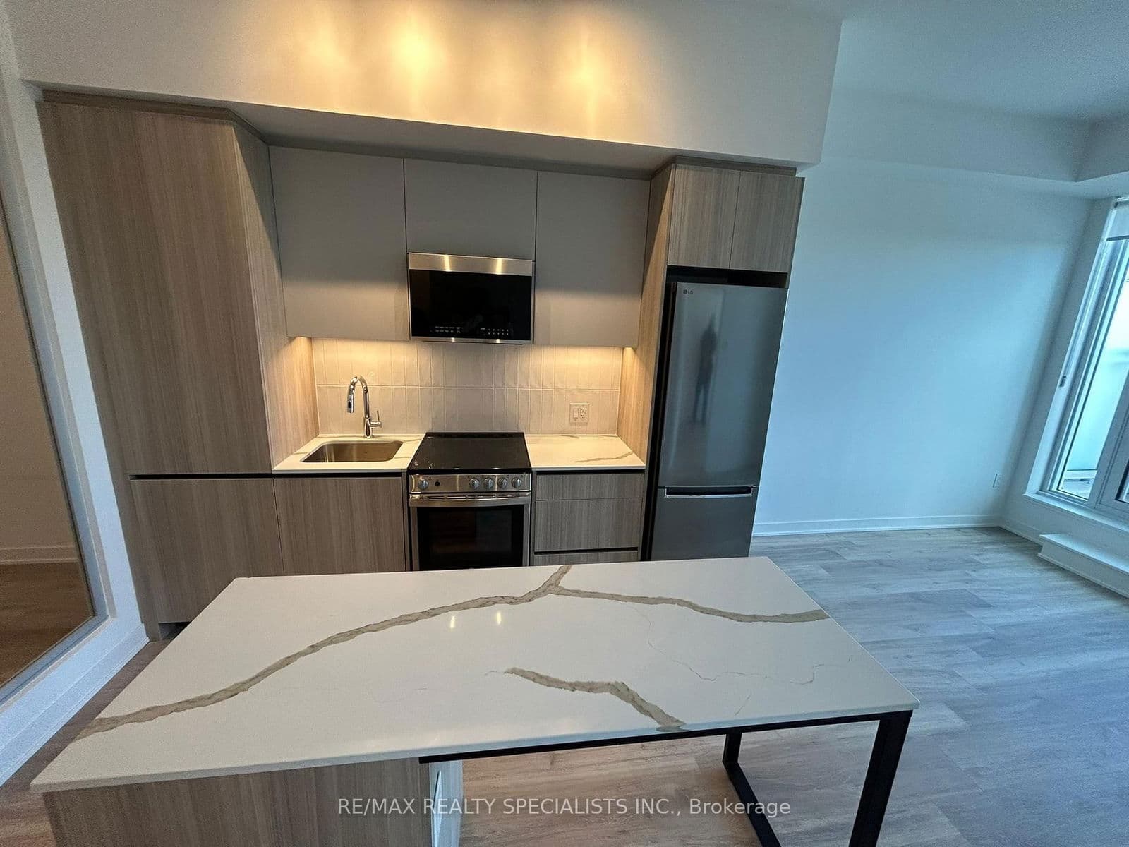 20 All Nations Drive, Unit 417