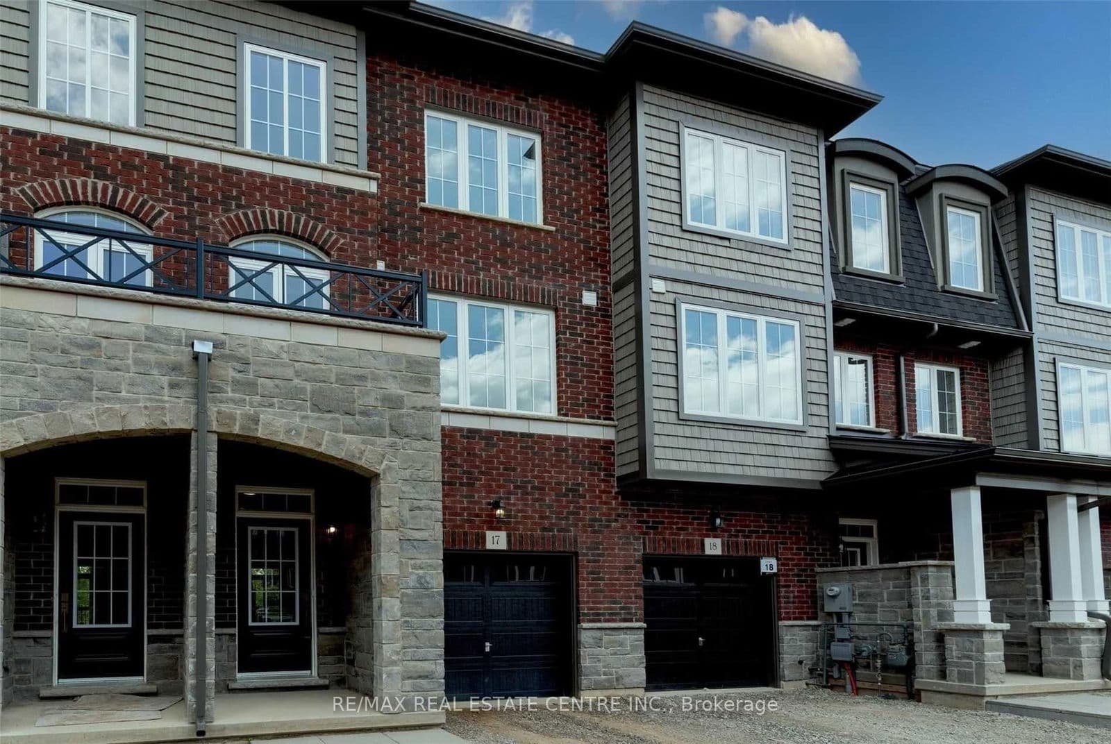 445 Ontario Street, Unit 17