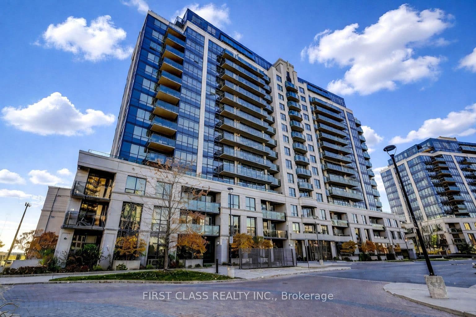 1070 Sheppard Avenue W, Unit 204