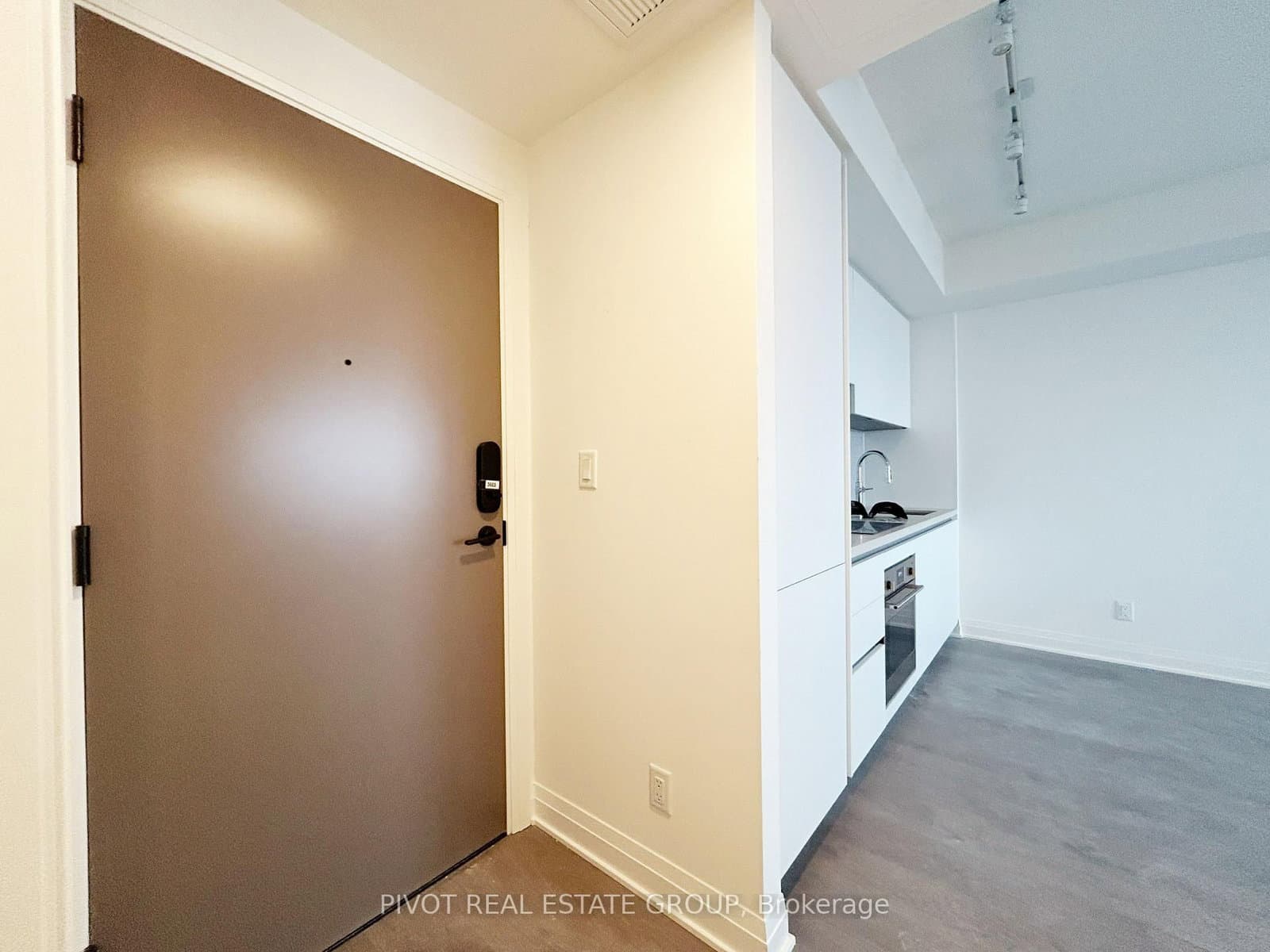 2 Erskine Road, Unit 803