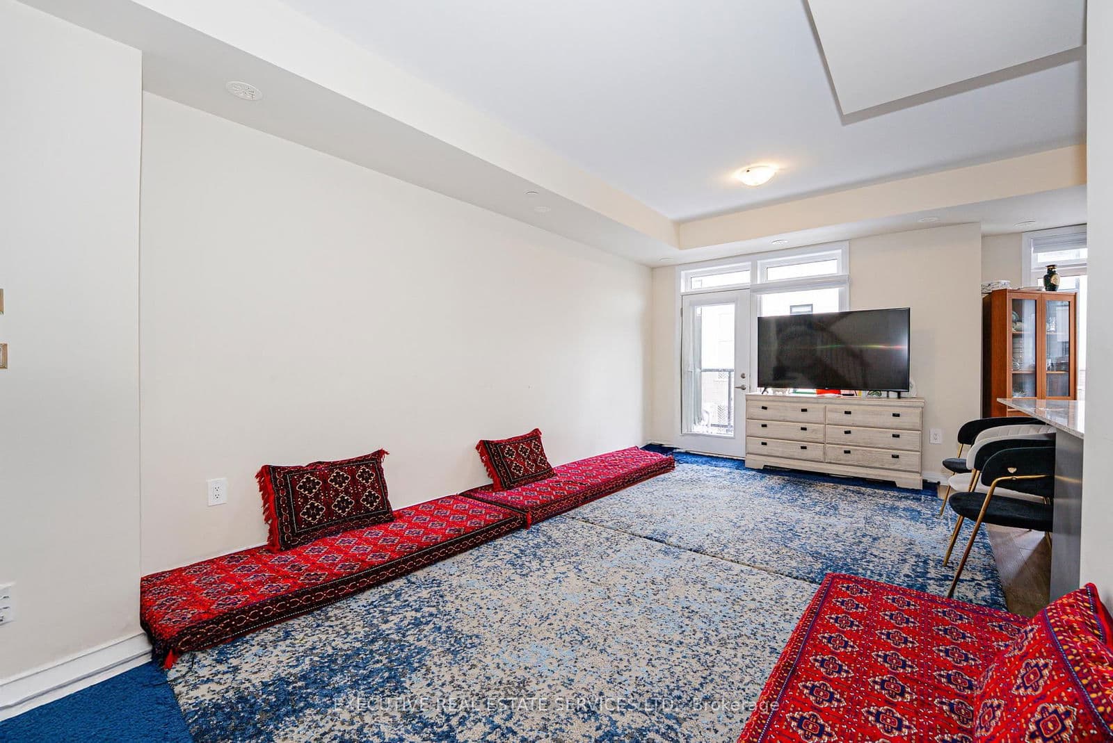 1589 Rose Way, Unit 105