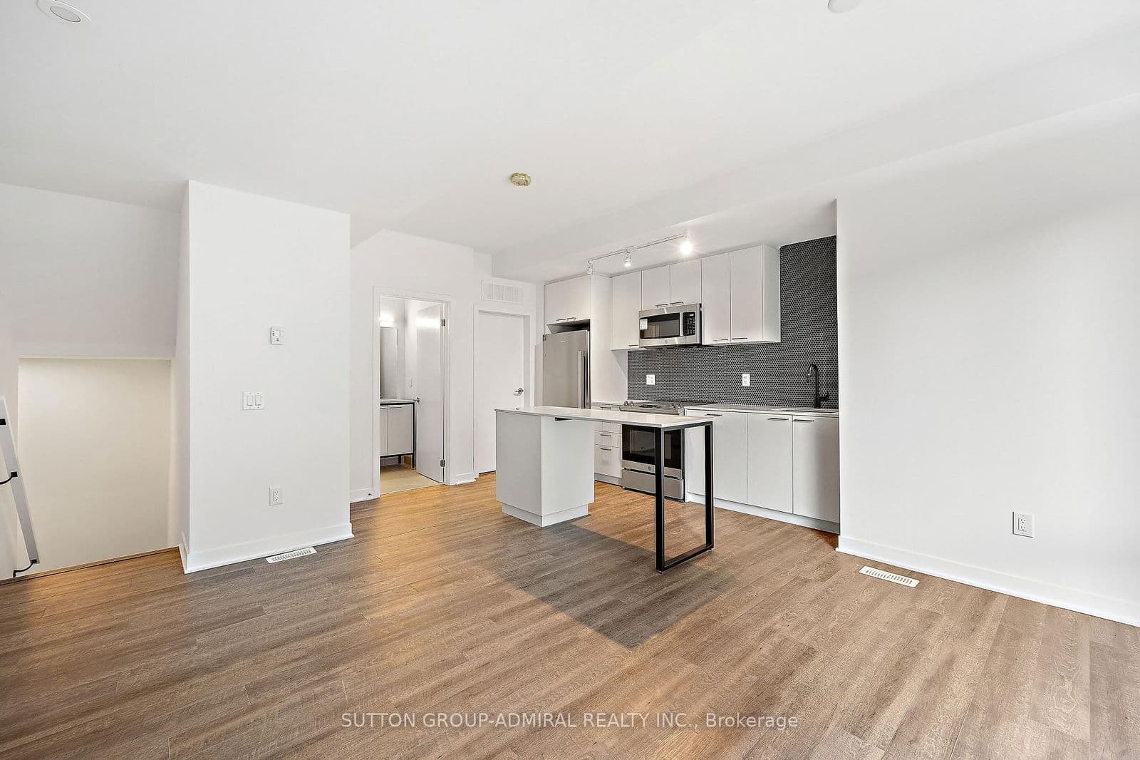 10 Ed Clark Gardens, Unit TH5