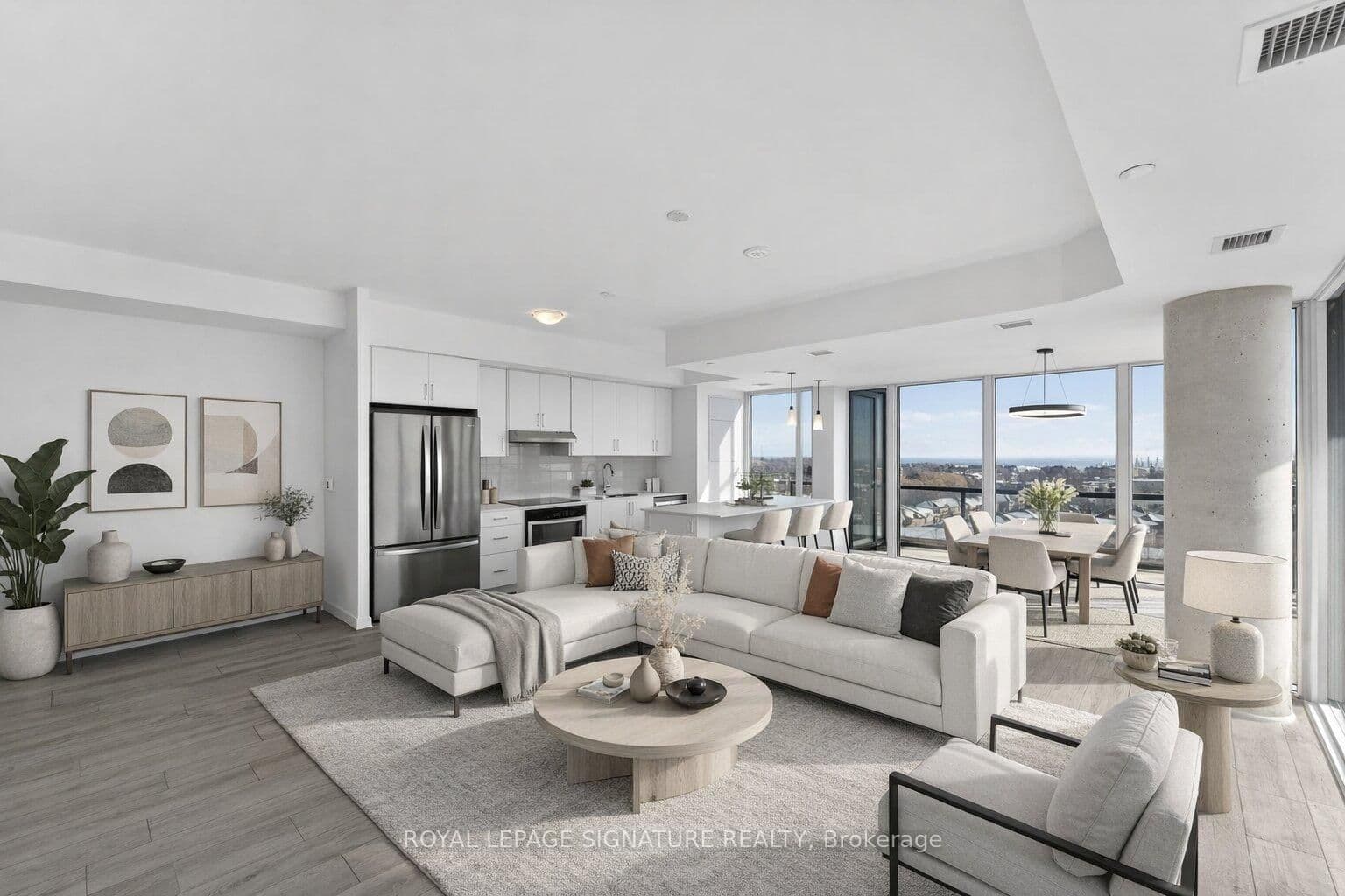 #1008 - 1035 Southdown Road