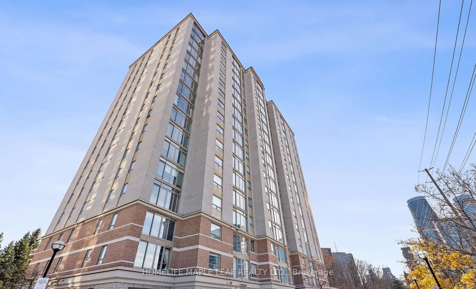 #1304 - 200 E Burnhamthorpe Road