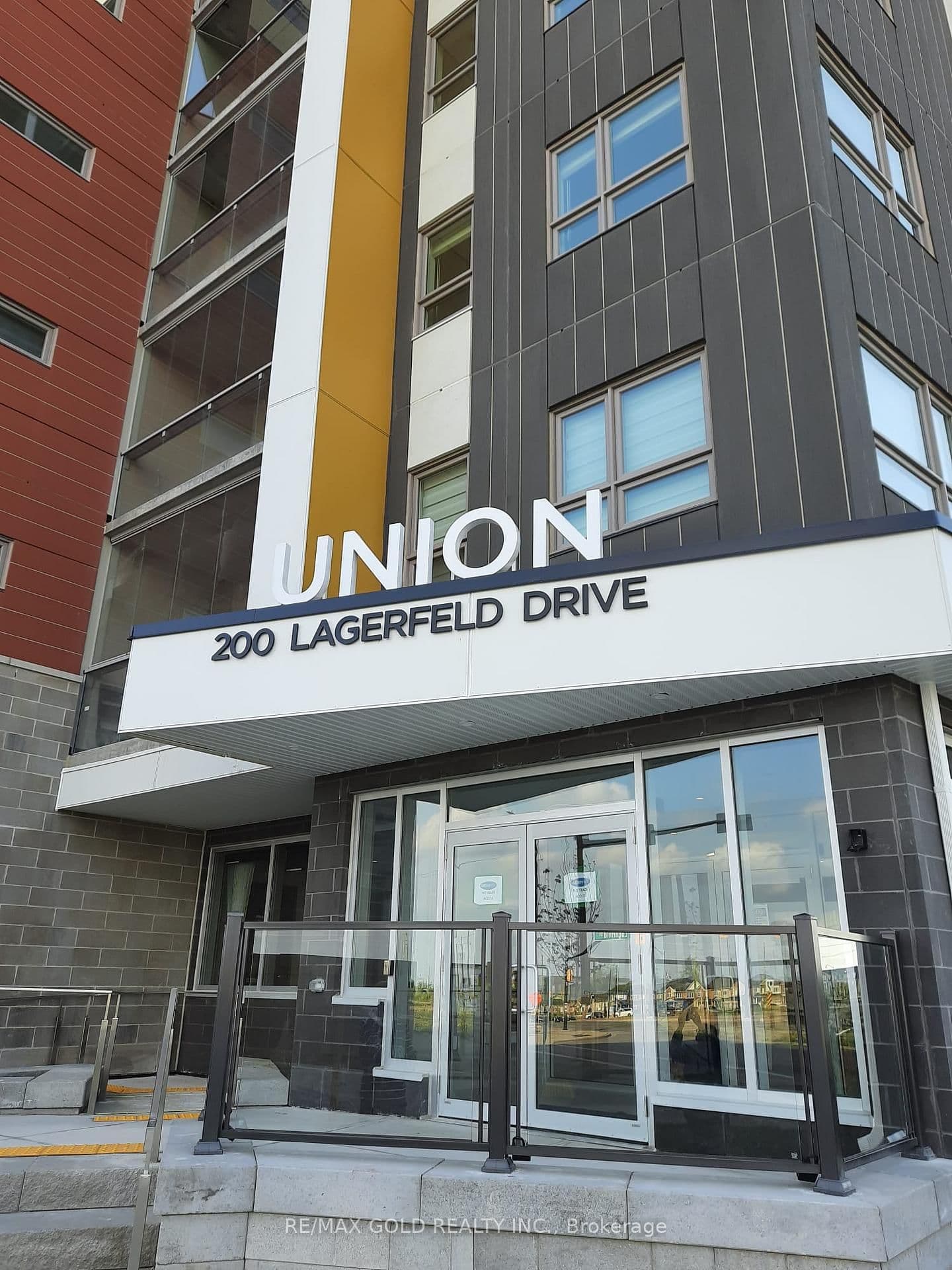 200 Lagerfeld Drive, Unit 409