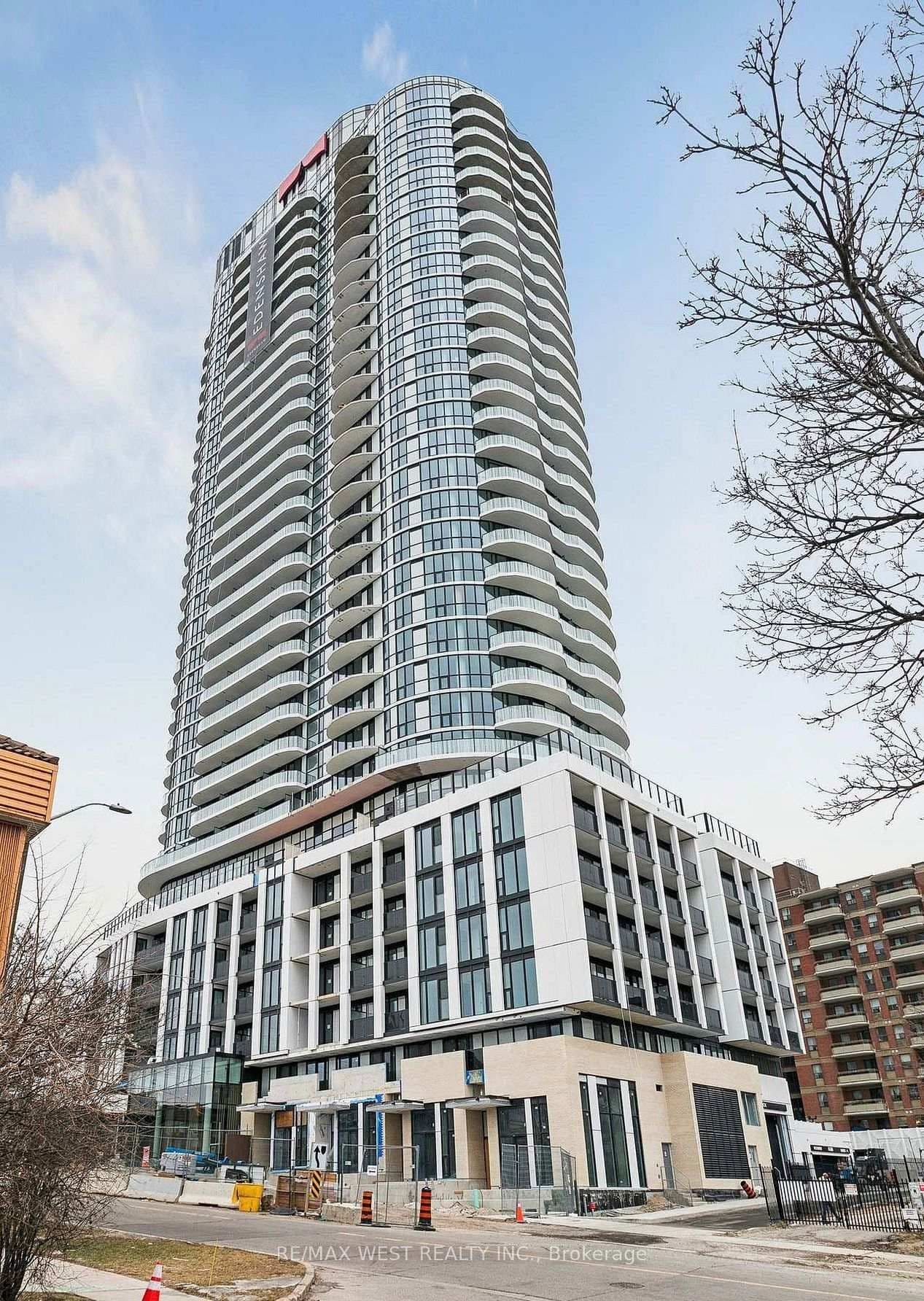 1 Fairview Road E, Unit 615