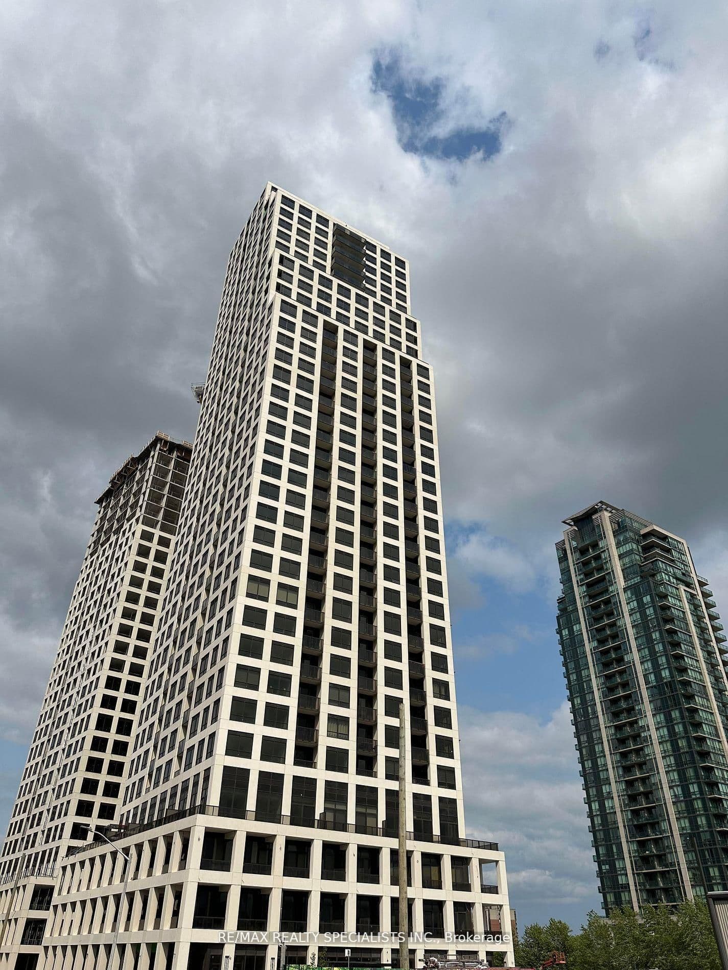 #3605 - 36 Elm Drive W