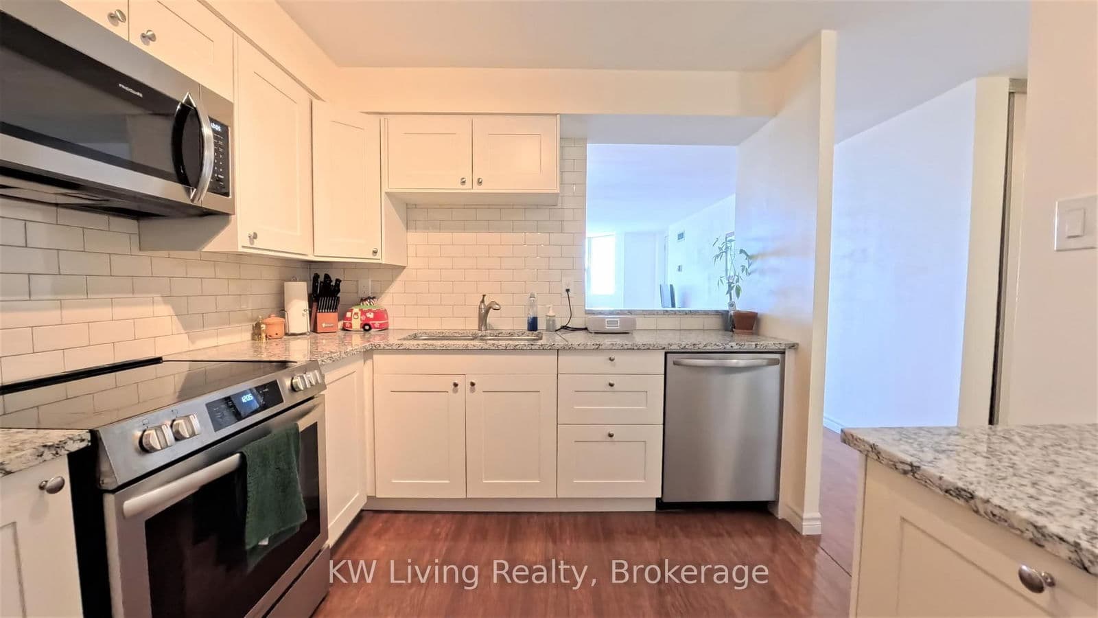 3845 Lake Shore Boulevard W, Unit 1610