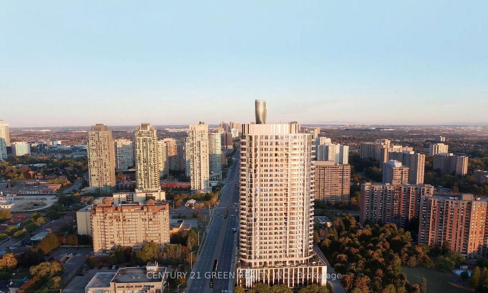 1 Fairview Road E, Unit 516