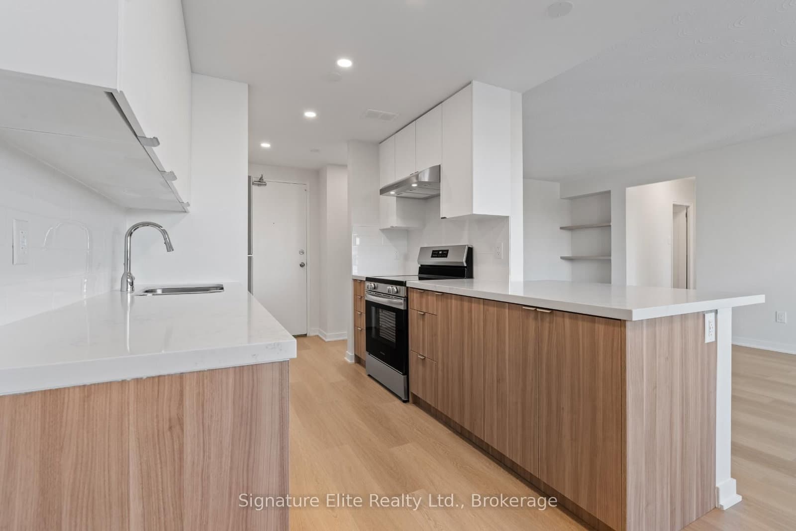 10 Fontenay Court, Unit 612