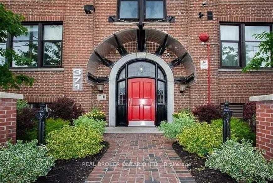 371 Wallace Avenue, Unit 27