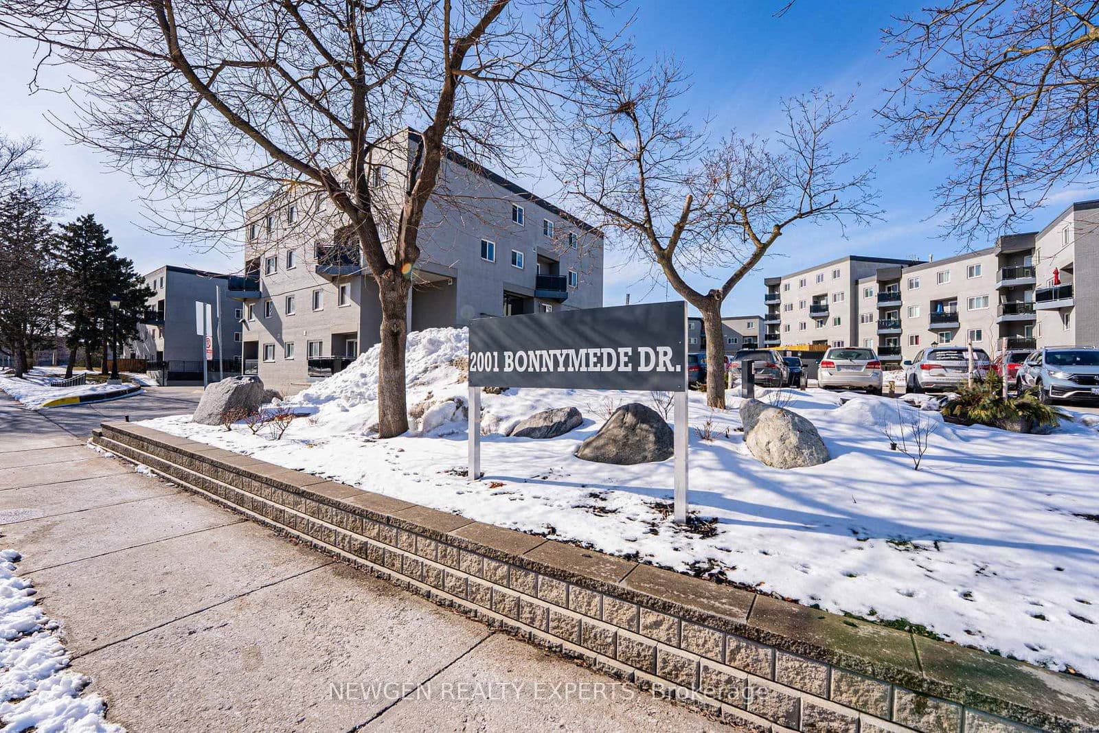 #88 - 2001 Bonnymede Drive