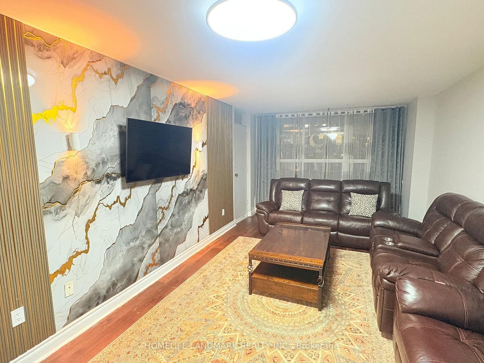 #716 - 370 Dixon Road