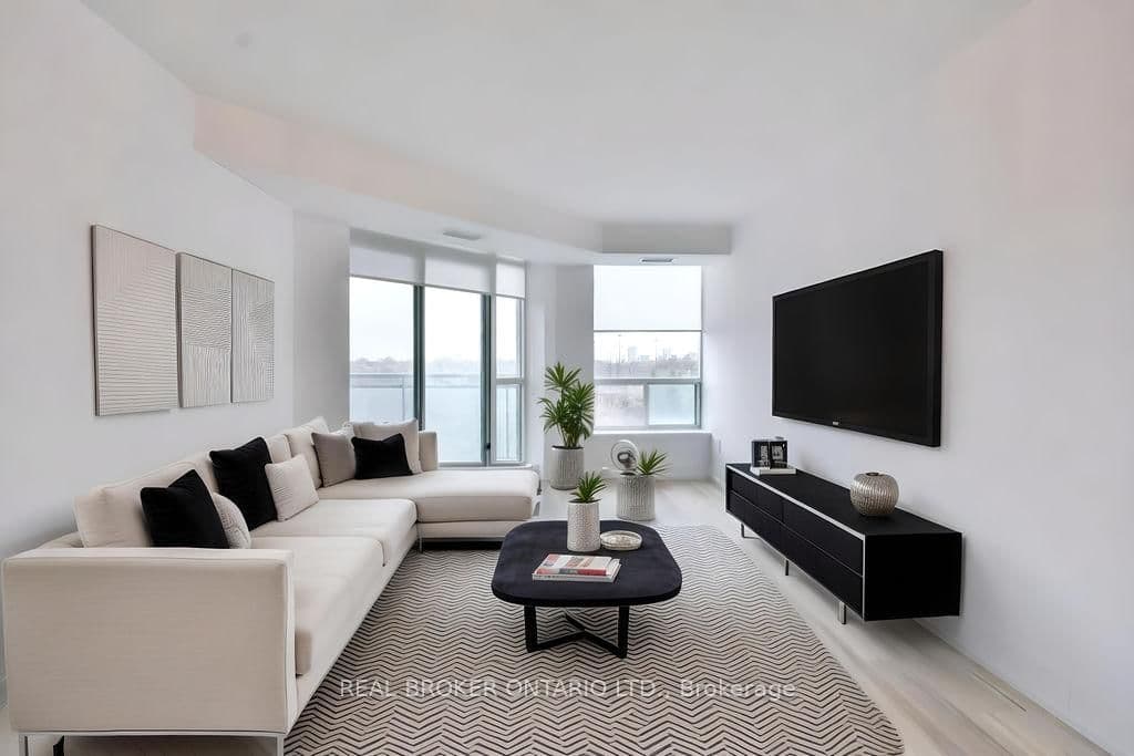 #710 - 190 Manitoba Street