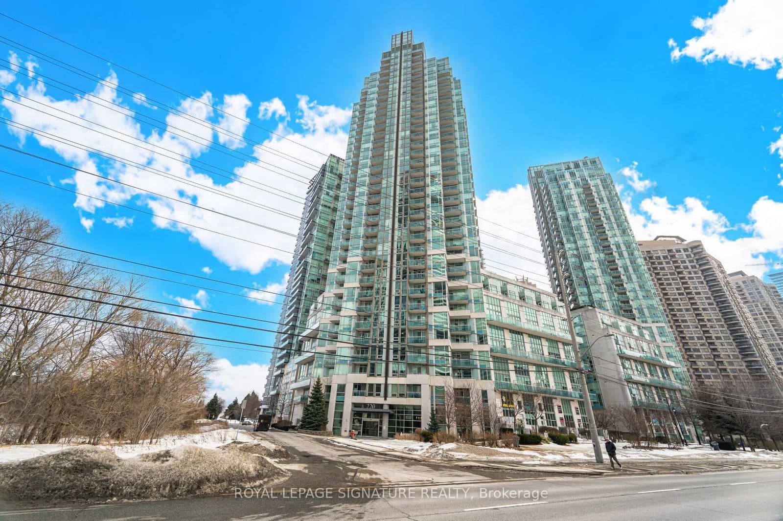 220 Burnhamthorpe Road W, Unit 1507