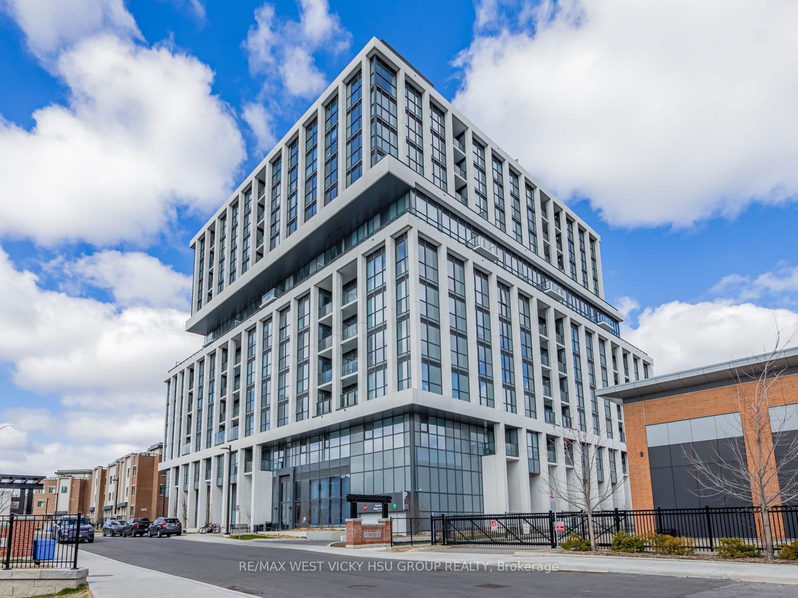 1063 Douglas McCurdy Comm Circle, Unit 1004