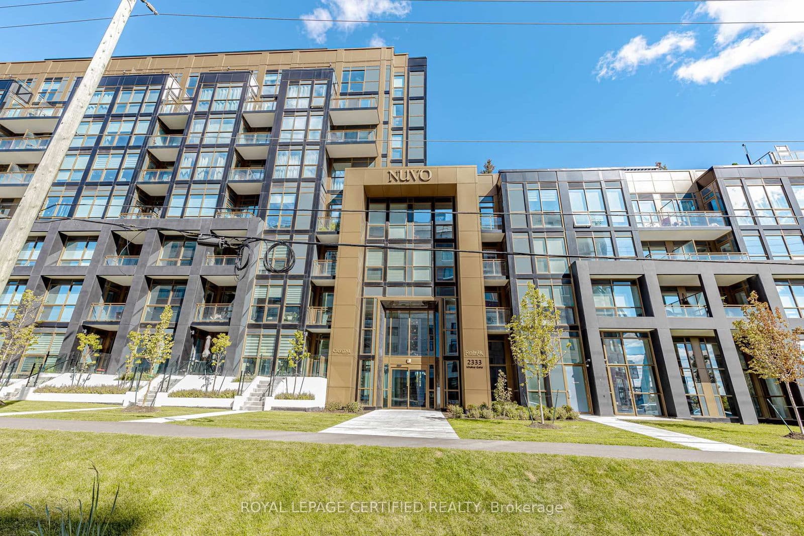 #404 - 2333 Khalsa Gate