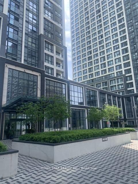 #2010 - 7 Mabelle Avenue