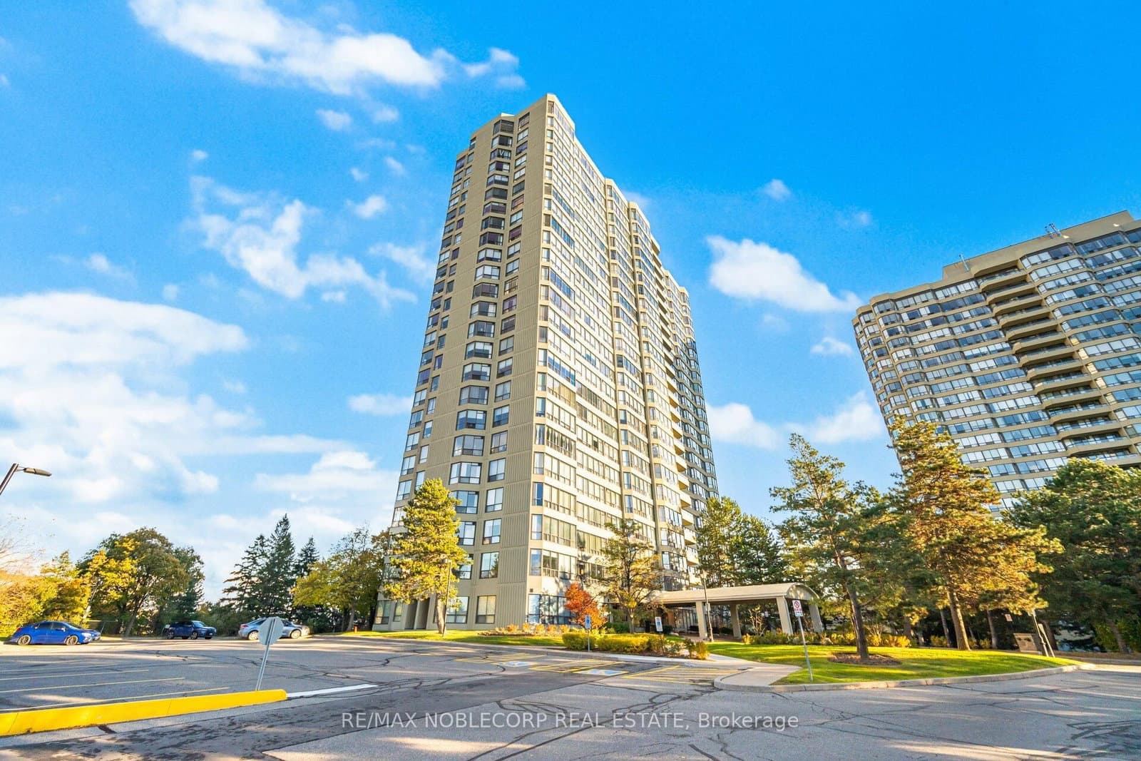 #1107 - 22 Hanover Road