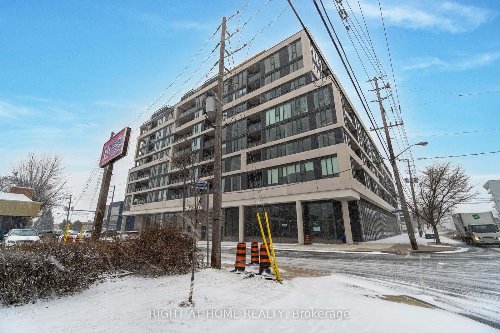 859 The Queensway, Unit 616