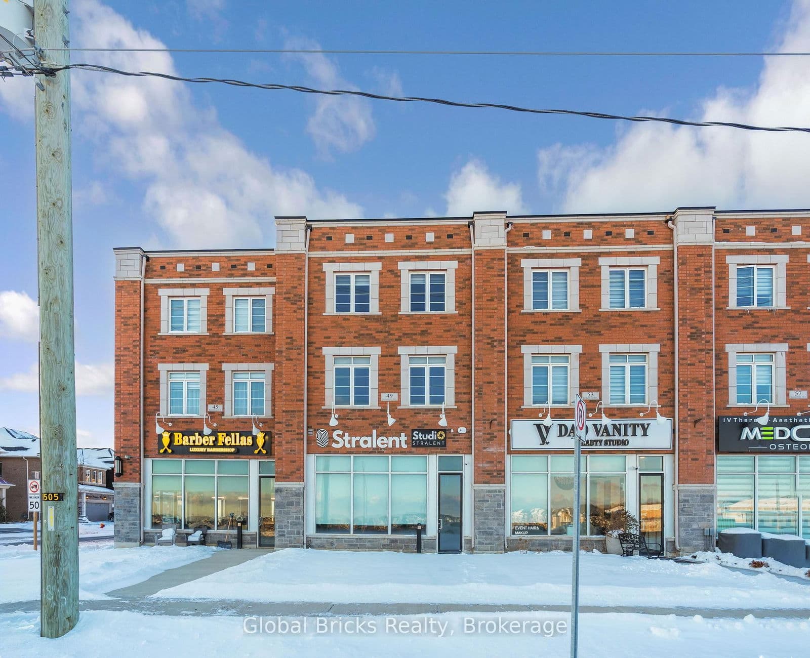 49 Burnhamthorpe Road E