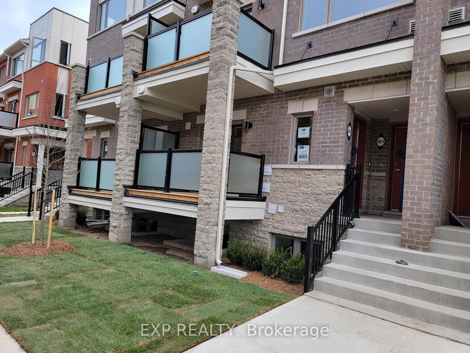240 Lagerfeld Drive, Unit 6
