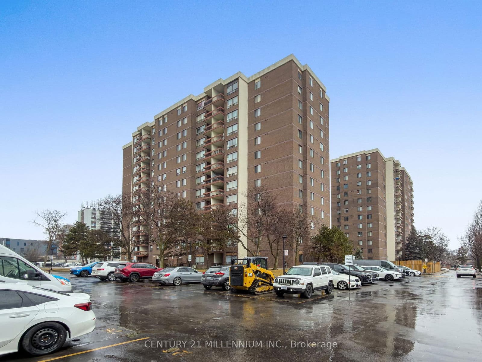 #107 - 2556 Argyle Road