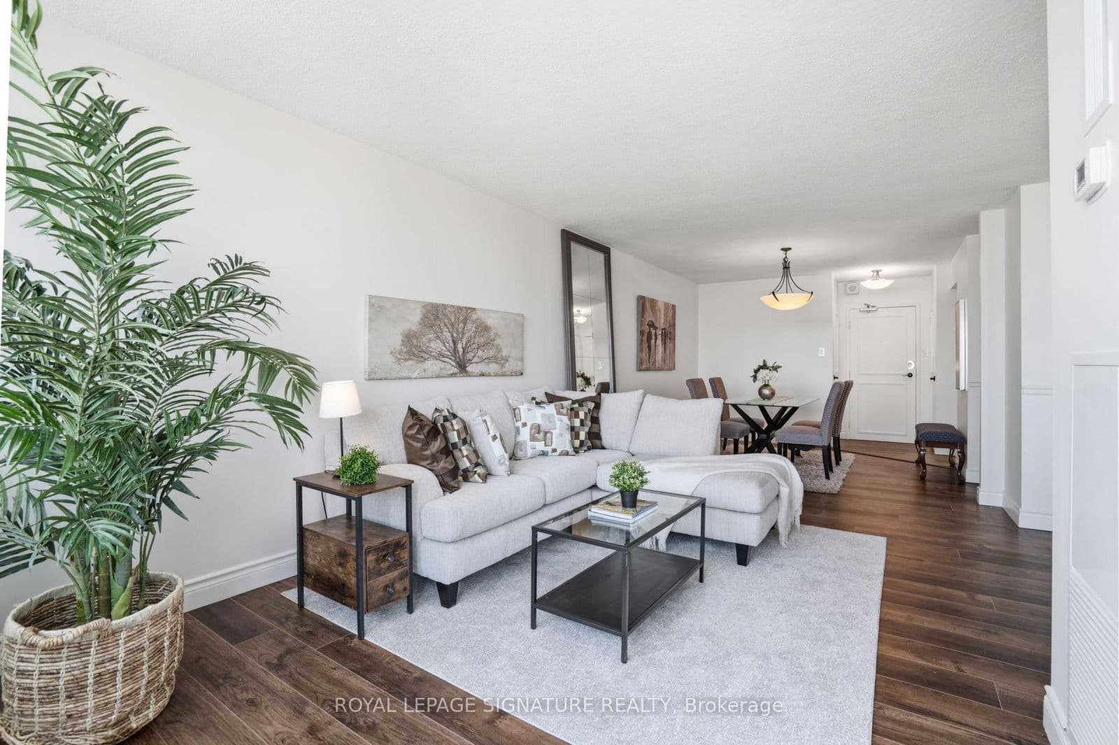 #2707 - 3100 Kirwin Avenue