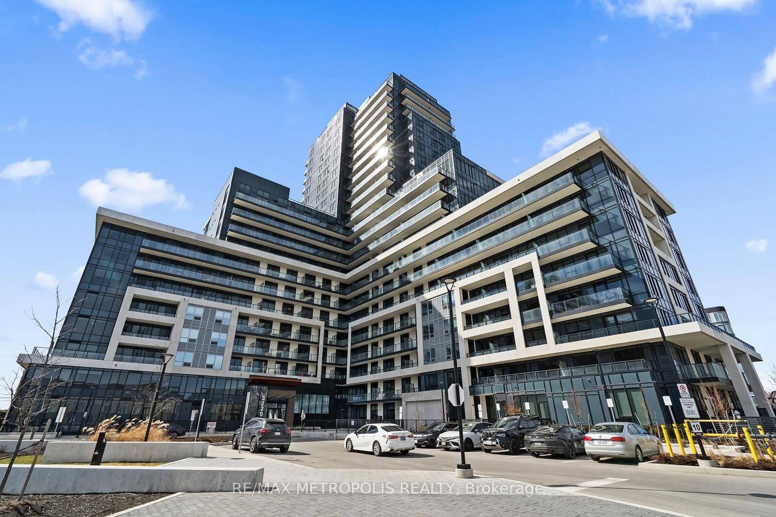 #406 - 3220 William Coltson Avenue