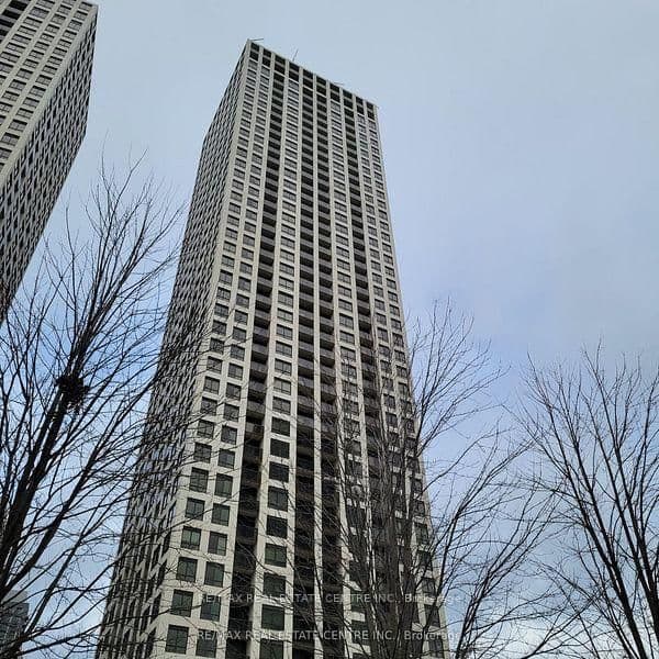 #1801 - 30 Elm Drive W