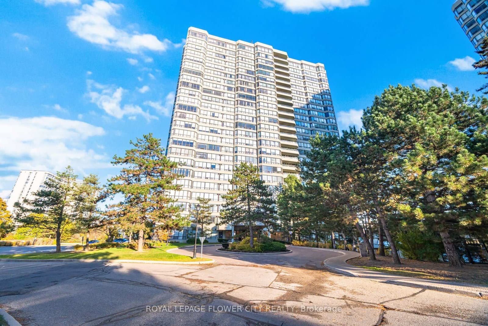 #2103 - 22 Hanover Road