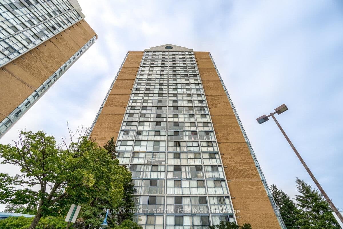 35 Trailwood Drive, Unit 1615