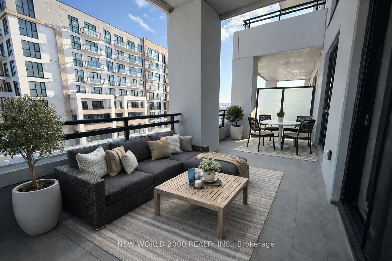 720 Whitlock Avenue, Unit 309