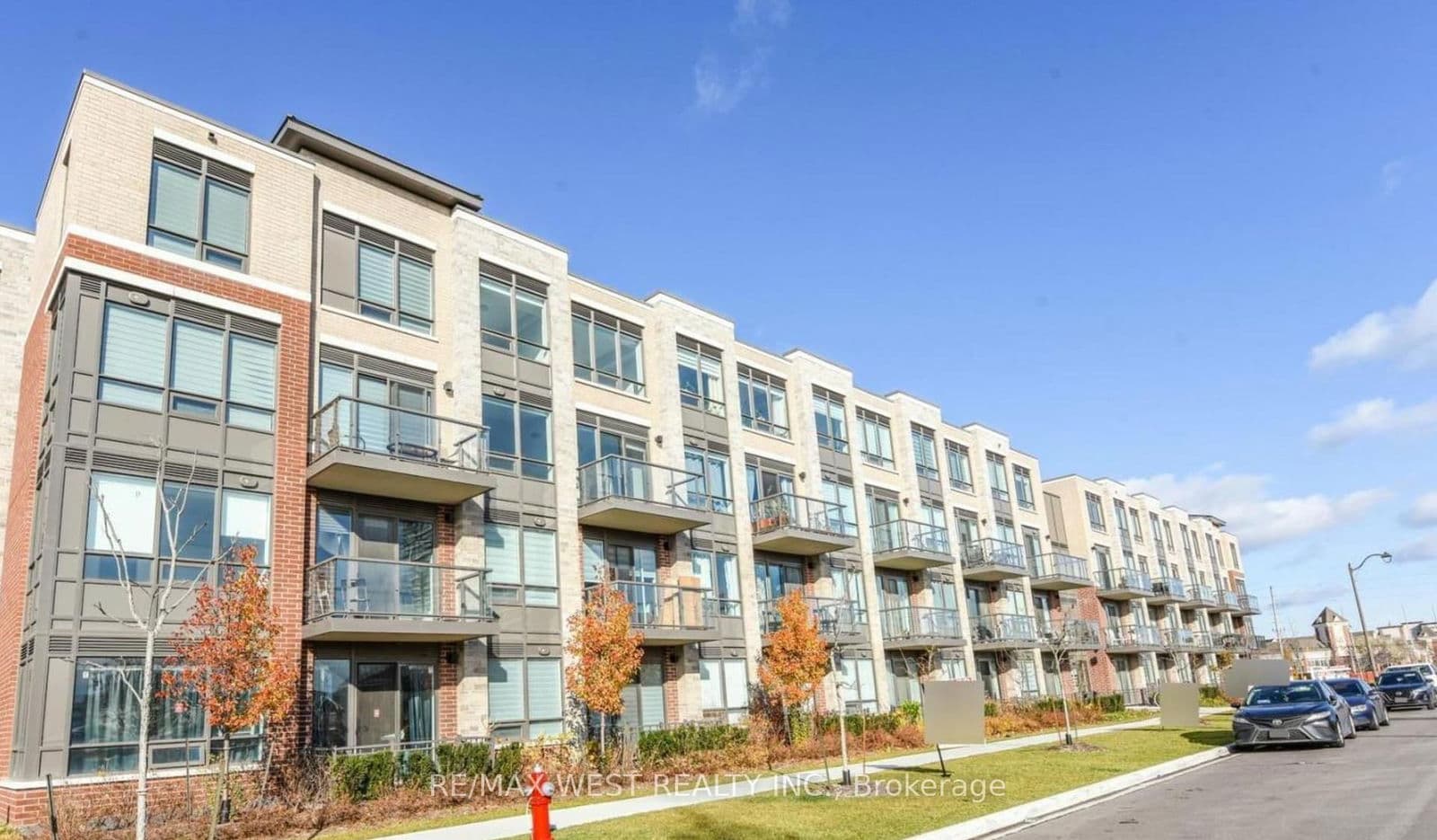 95 Attmar Drive, Unit 106