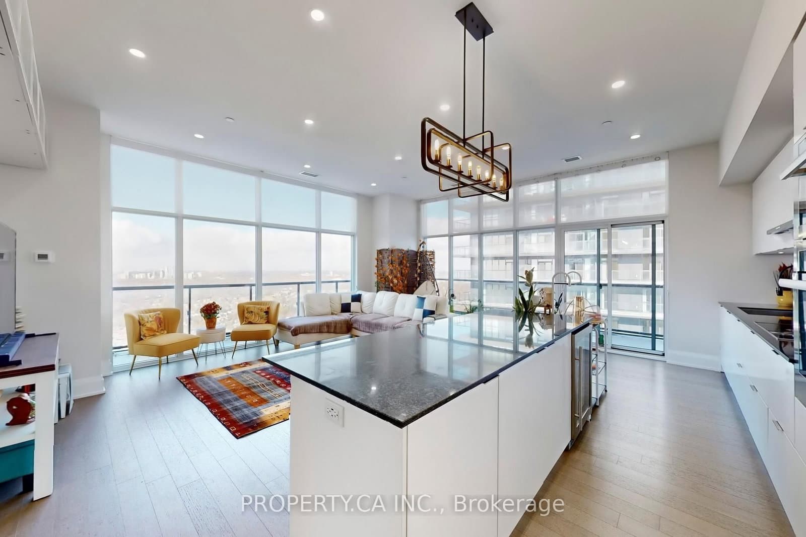 56 Annie Craig Drive, Unit UPH05