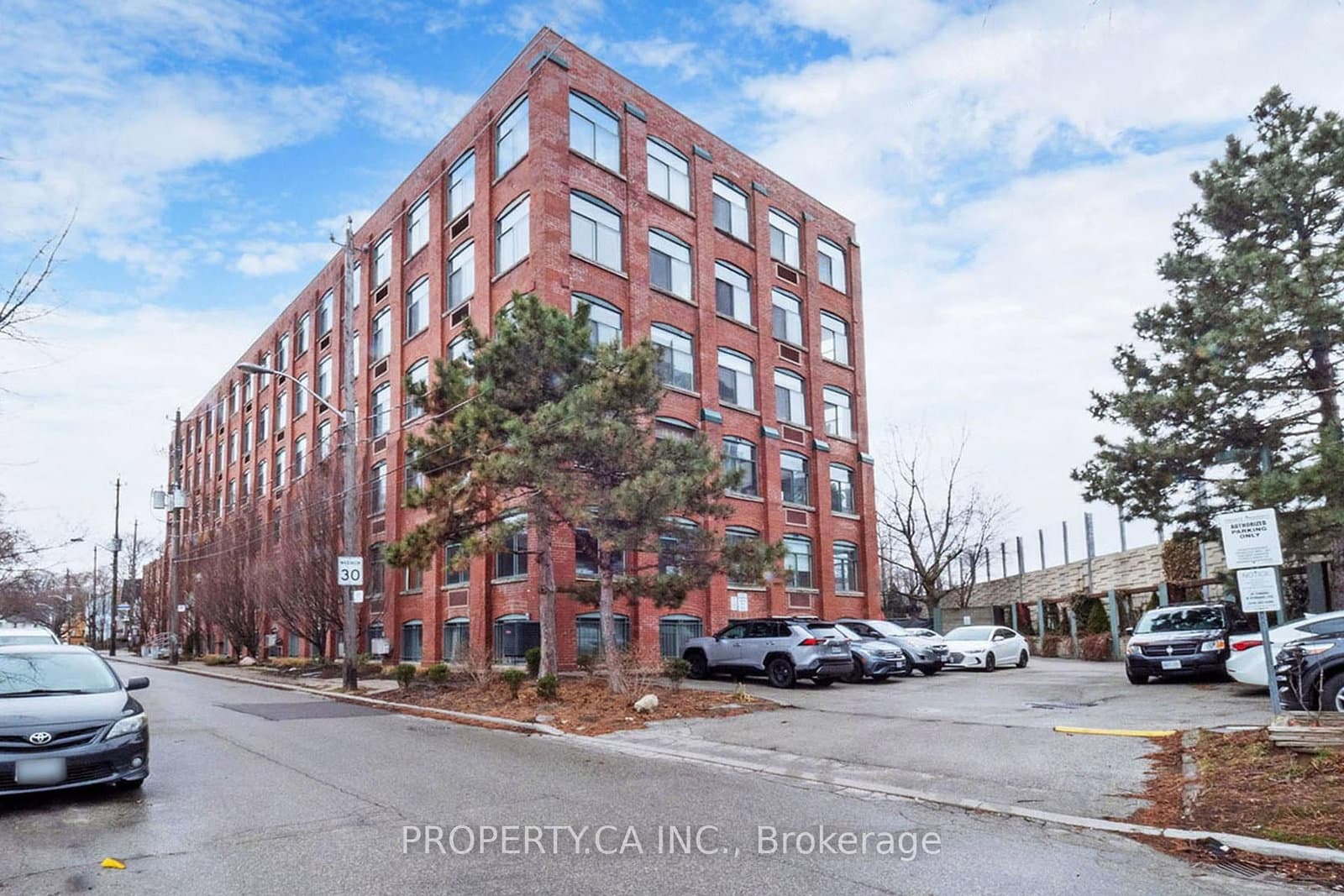 #210 - 24 Noble Street