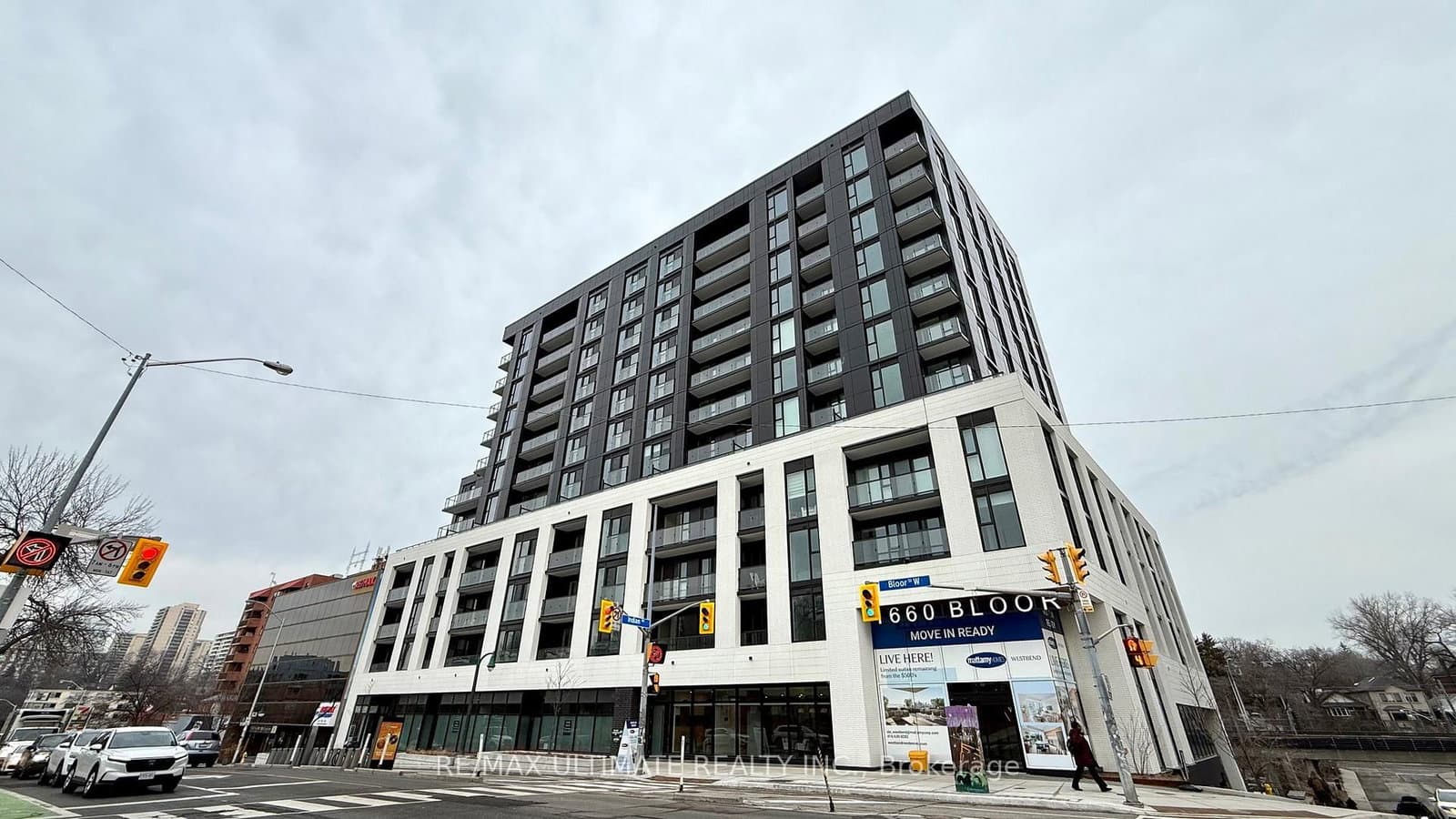 1660 Bloor Street W, Unit 318