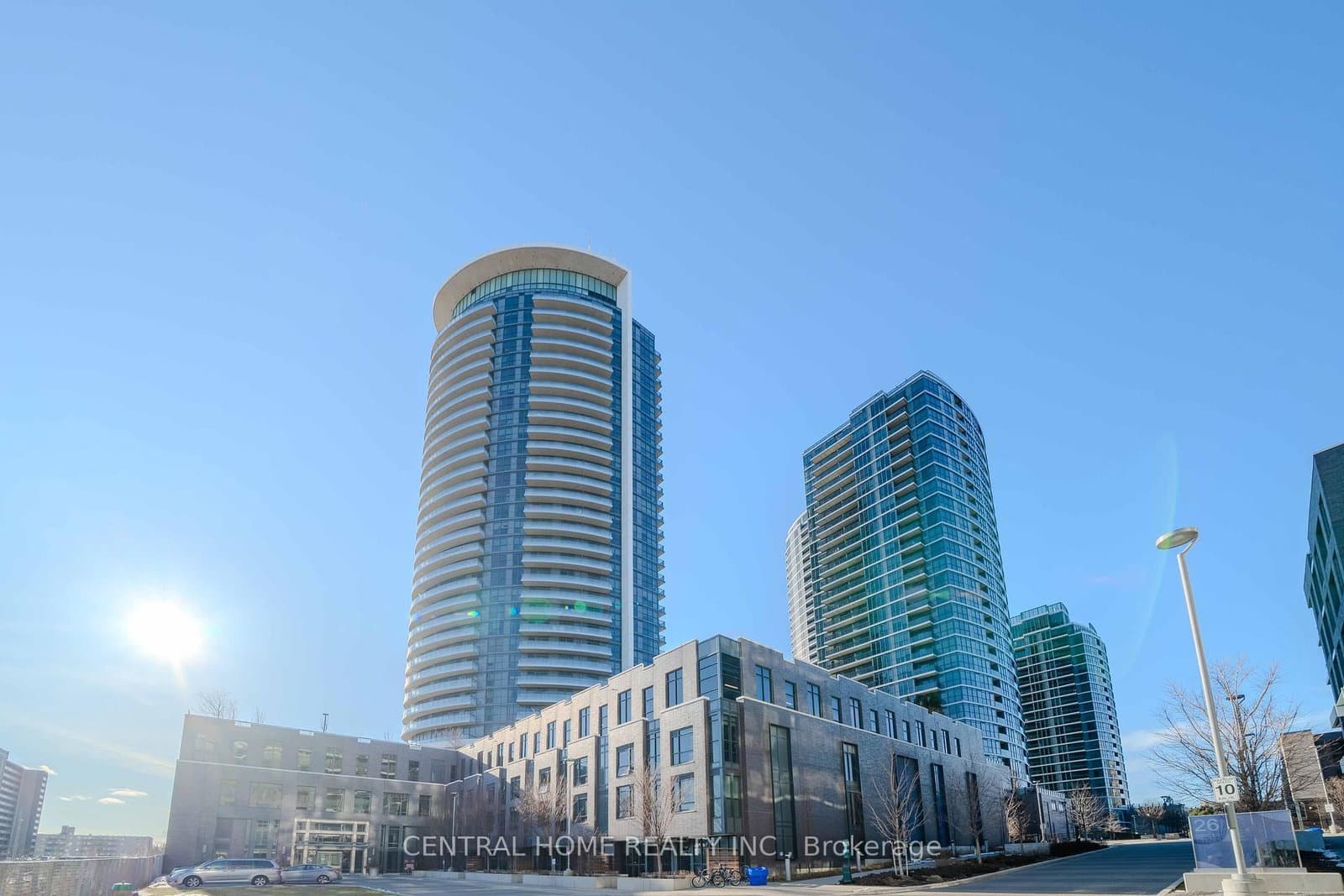 #3305 - 30 Gibbs Road