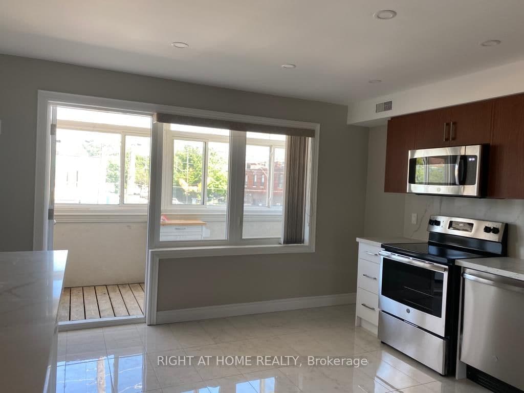 1543 Dupont Street, Unit 1