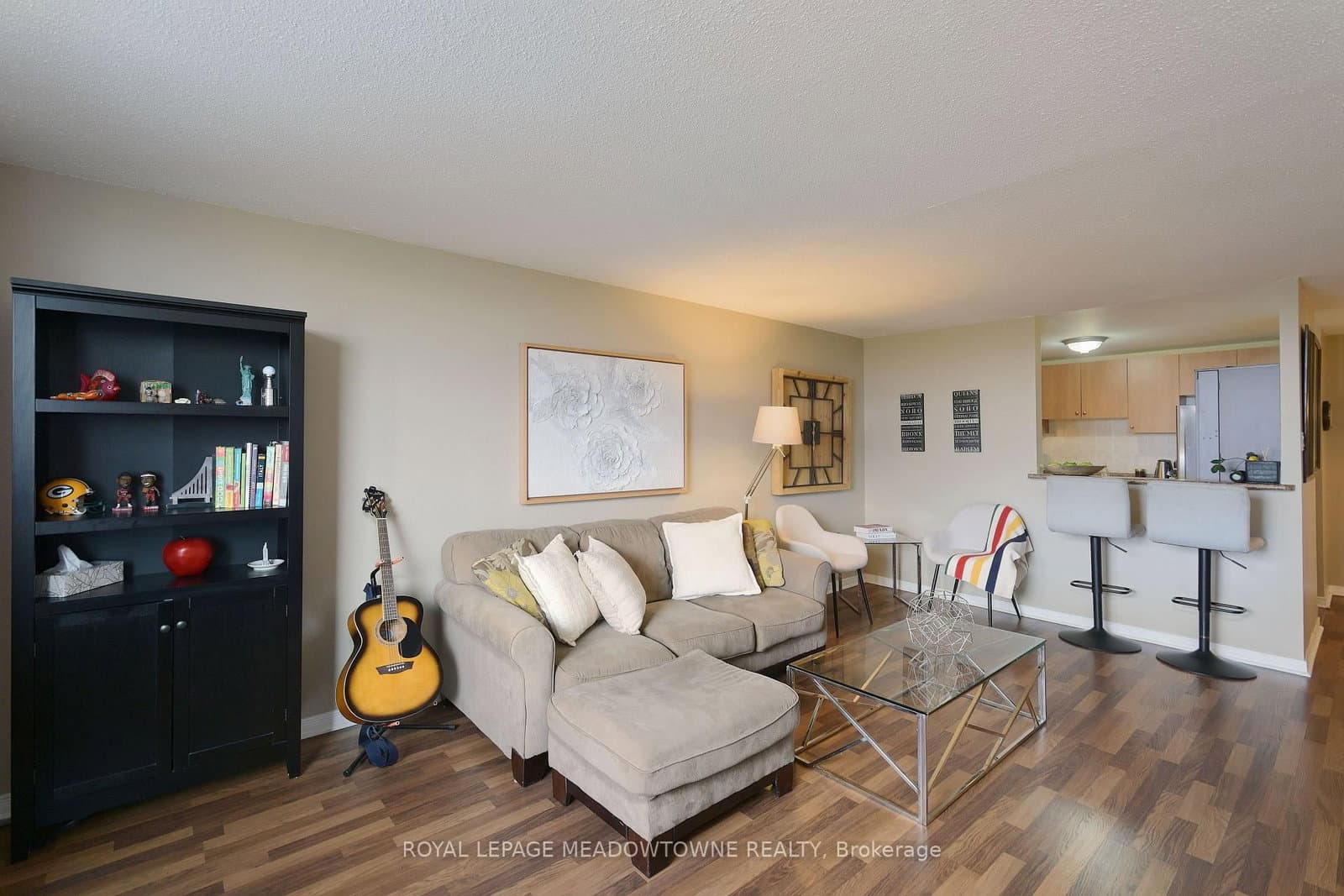 #501 - 6720 Glen Erin Drive